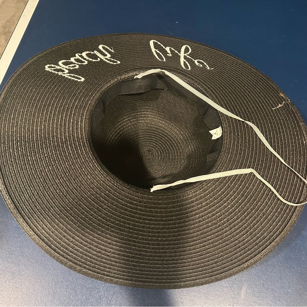 Black & White Beach Life Hat